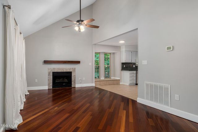 4 Monteray Court, Johnson City, TN 37604