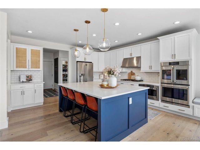 24996 E Geddes Cir, Aurora, CO 80016