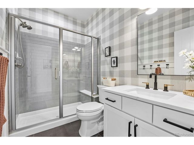 24996 E Geddes Cir, Aurora, CO 80016