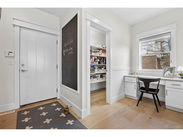 24996 E Geddes Cir, Aurora, CO 80016