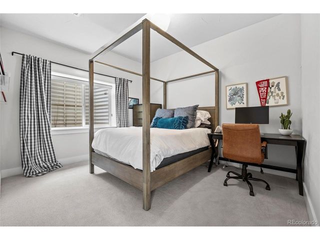 24996 E Geddes Cir, Aurora, CO 80016