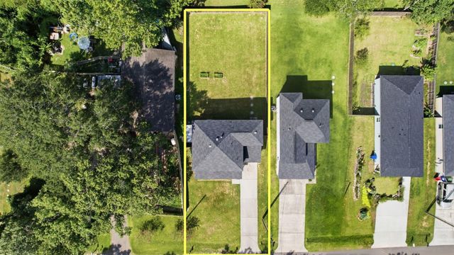 15011 Crockett Road, Willis, TX 77378