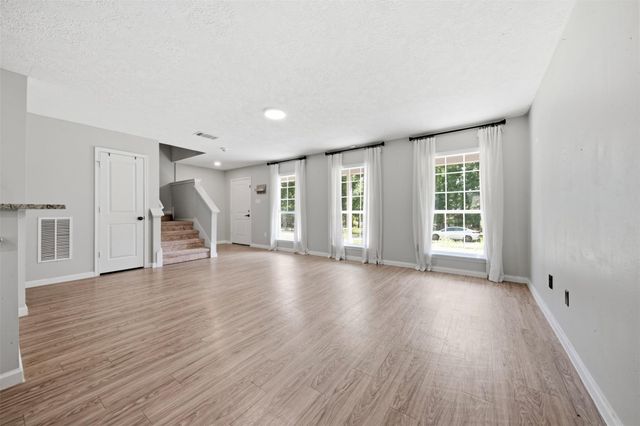 15011 Crockett Road, Willis, TX 77378