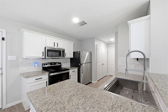 15011 Crockett Road, Willis, TX 77378