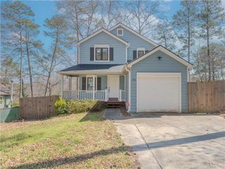 580 Lake Dr Drive, Snellville, GA 30039