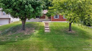 120 Sycamore Street, Collinsville, IL 62234