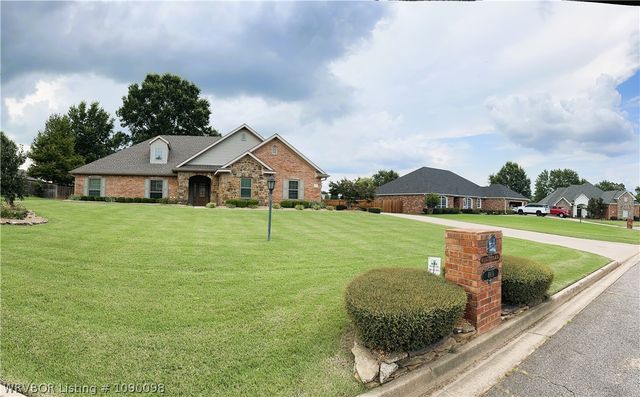 6901 Southfield Drive, Fort Smith, AR 72916