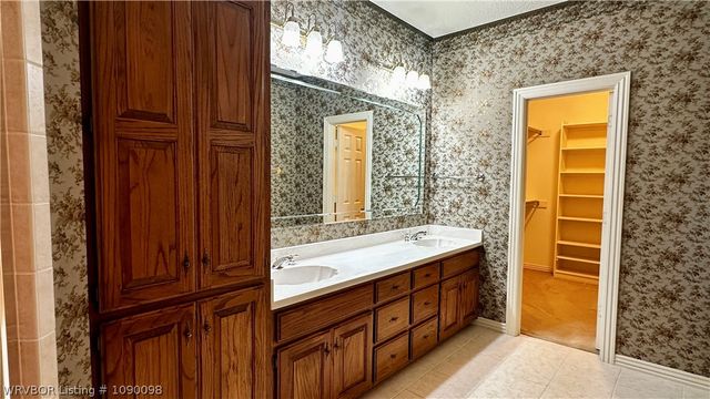 6901 Southfield Drive, Fort Smith, AR 72916