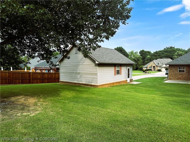 6901 Southfield Drive, Fort Smith, AR 72916