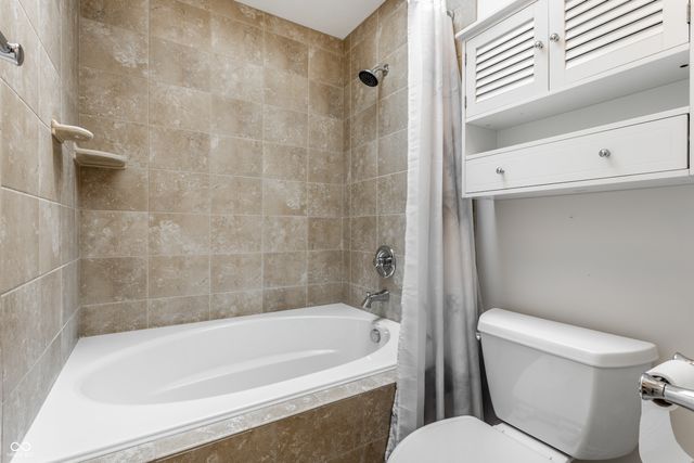 331 Sandbrook Drive, Noblesville, IN 46062