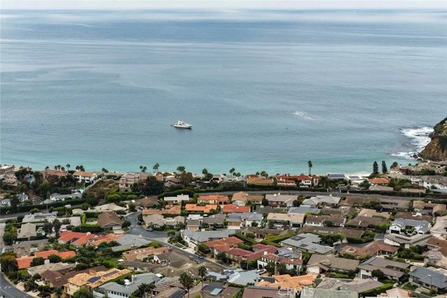 839 Emerald Bay, Laguna Beach, CA 92651