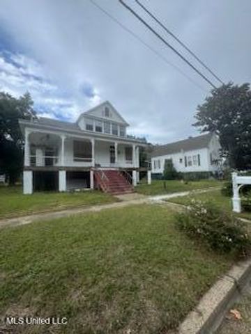 2026 18th Street, Gulfport, MS 39501
