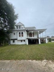2026 18th Street, Gulfport, MS 39501
