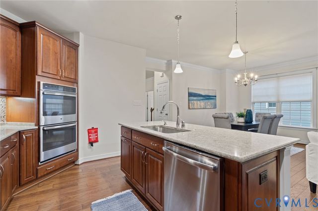 8121 Old Glen Dale Ct, Hanover, VA 23111