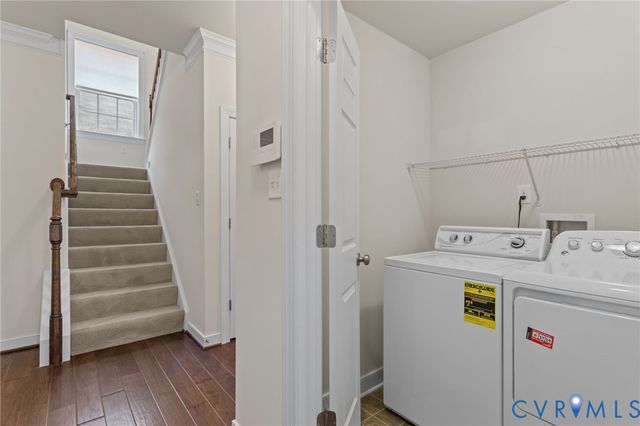 8121 Old Glen Dale Ct, Hanover, VA 23111