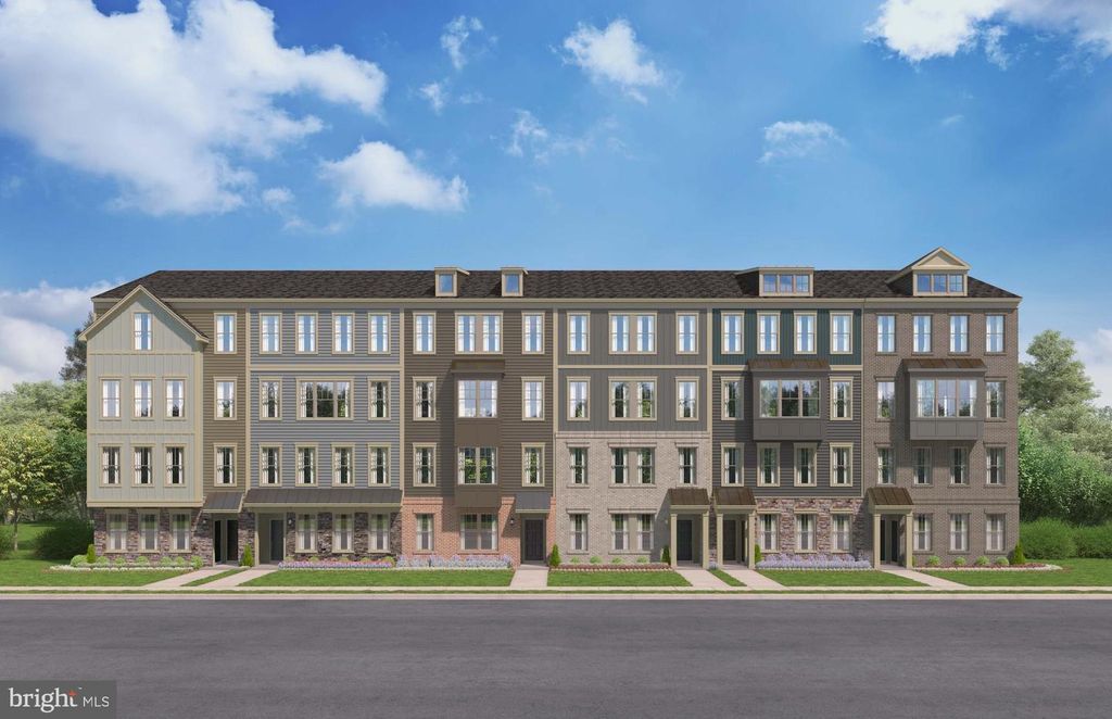 13828 QUARTZ AVE, Woodbridge, VA 22193