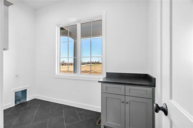 30850 W 120th Street, Olathe, KS 66061