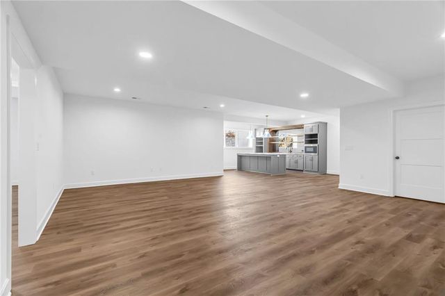 30850 W 120th Street, Olathe, KS 66061