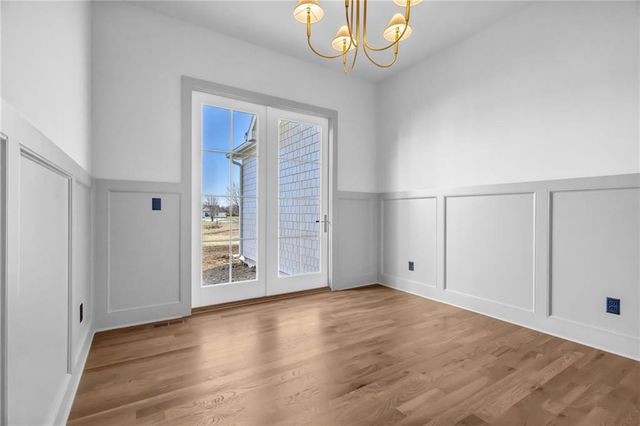 30850 W 120th Street, Olathe, KS 66061