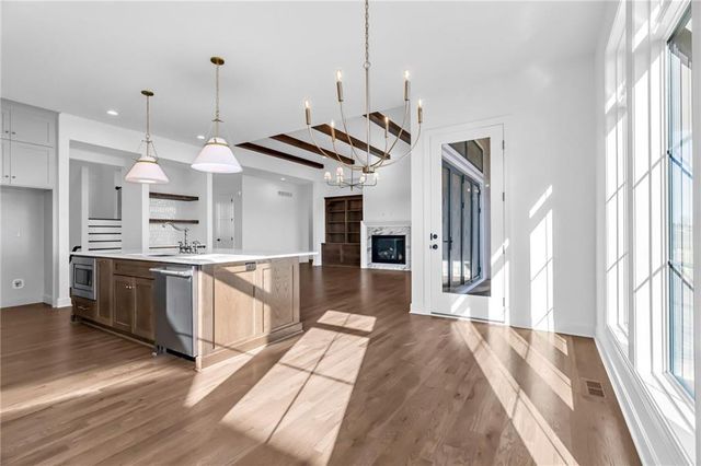 30850 W 120th Street, Olathe, KS 66061