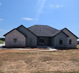1169 Wolf Creek Drive, Blanchard, OK 73010