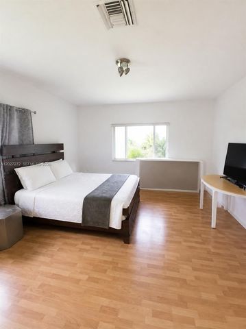 1101 NE 2nd Street, Hallandale Beach, FL 33009