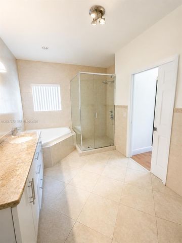 1101 NE 2nd Street, Hallandale Beach, FL 33009
