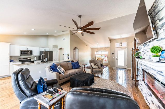 7144 REMINGTON OAKS LOOP, Lakeland, FL 33810