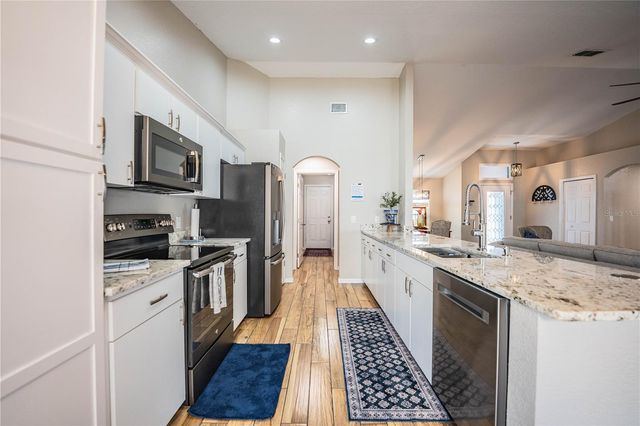 7144 REMINGTON OAKS LOOP, Lakeland, FL 33810