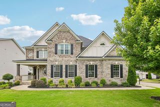 129 Edinburgh Drive, Canton, GA 30115