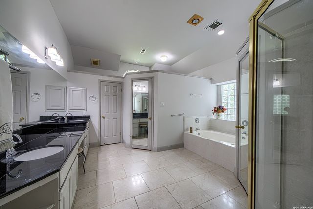 3903 HEIGHTS HILL DR, San Antonio, TX 78230