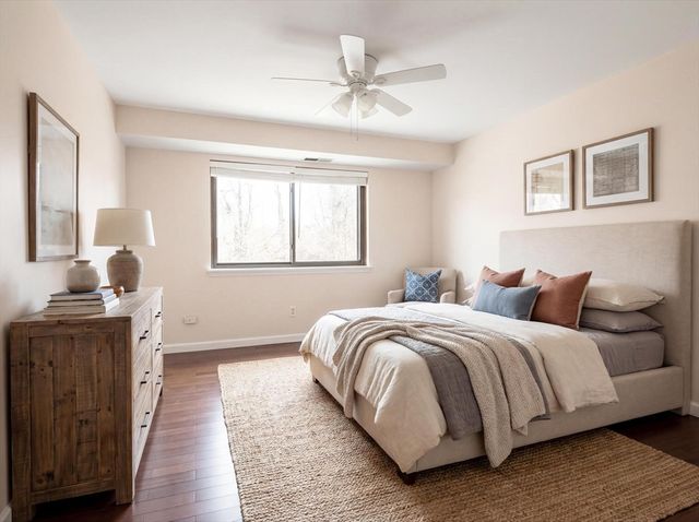 4 Bridgeview Cir 36, Tyngsborough, MA 01879