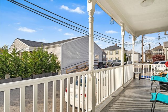 2 Chilton Street, Bristol, RI 02809