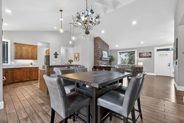 8081 SW Paious Drive, Culver, OR 97734