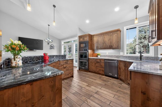 8081 SW Paious Drive, Culver, OR 97734