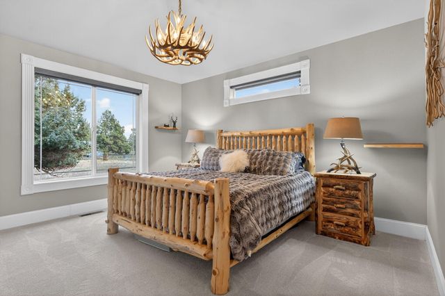 8081 SW Paious Drive, Culver, OR 97734