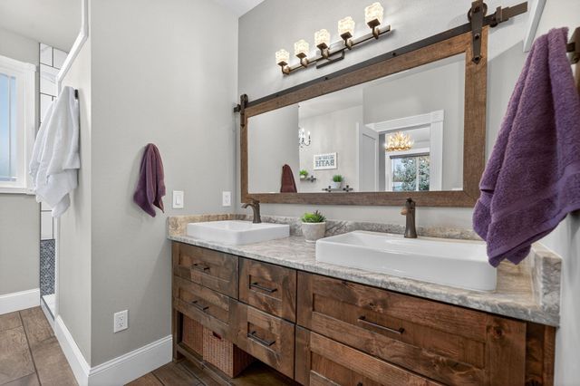 8081 SW Paious Drive, Culver, OR 97734