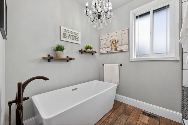 8081 SW Paious Drive, Culver, OR 97734