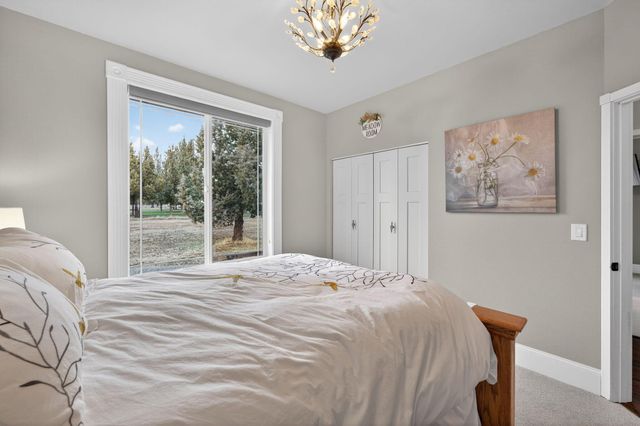 8081 SW Paious Drive, Culver, OR 97734