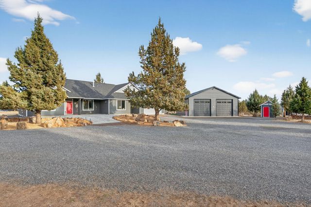 8081 SW Paious Drive, Culver, OR 97734