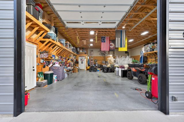 8081 SW Paious Drive, Culver, OR 97734