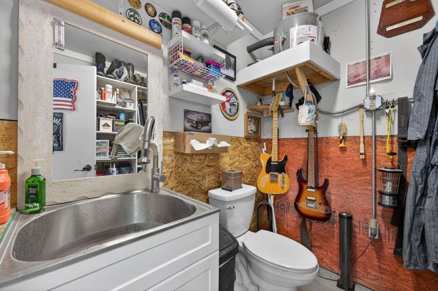 8081 SW Paious Drive, Culver, OR 97734