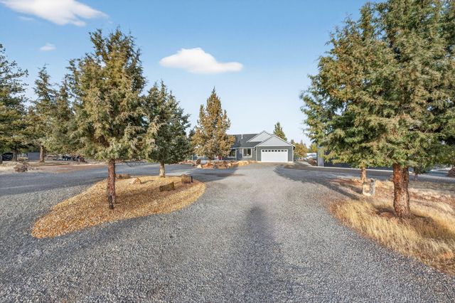 8081 SW Paious Drive, Culver, OR 97734