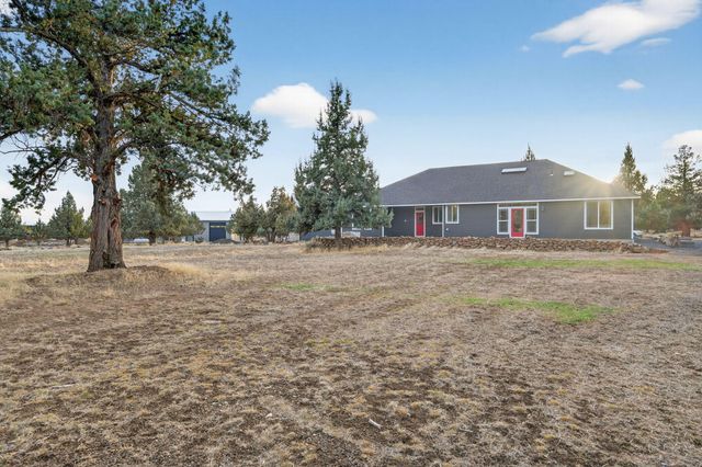 8081 SW Paious Drive, Culver, OR 97734