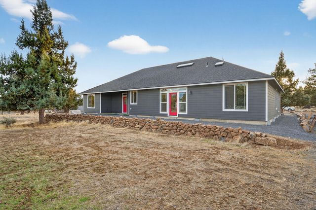 8081 SW Paious Drive, Culver, OR 97734