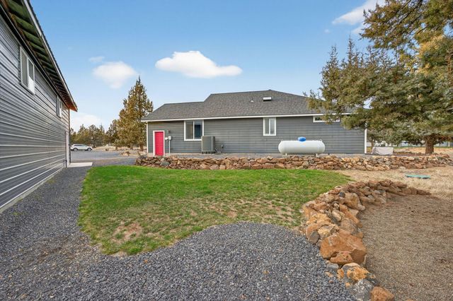 8081 SW Paious Drive, Culver, OR 97734