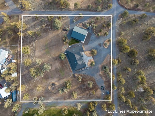 8081 SW Paious Drive, Culver, OR 97734