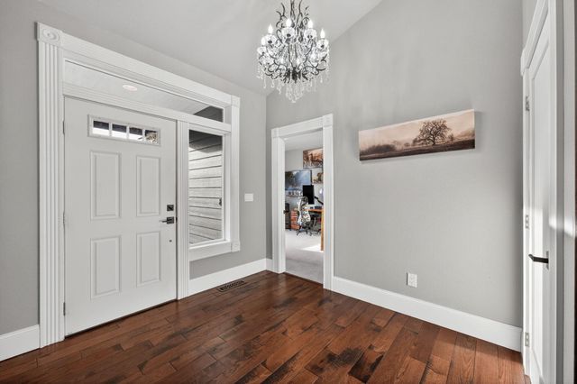 8081 SW Paious Drive, Culver, OR 97734