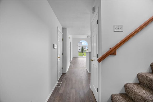 54 Jost Villa Drive, Florissant, MO 63034
