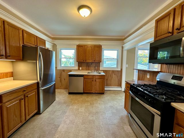 9 Park Street 2nd Floor, West Haven, CT 06516